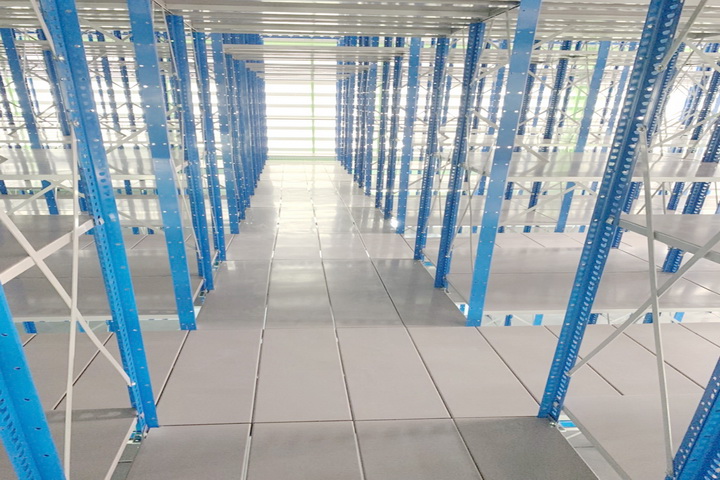 0172.jpg - Micro Rack Floor | https://rackingdesigns.com